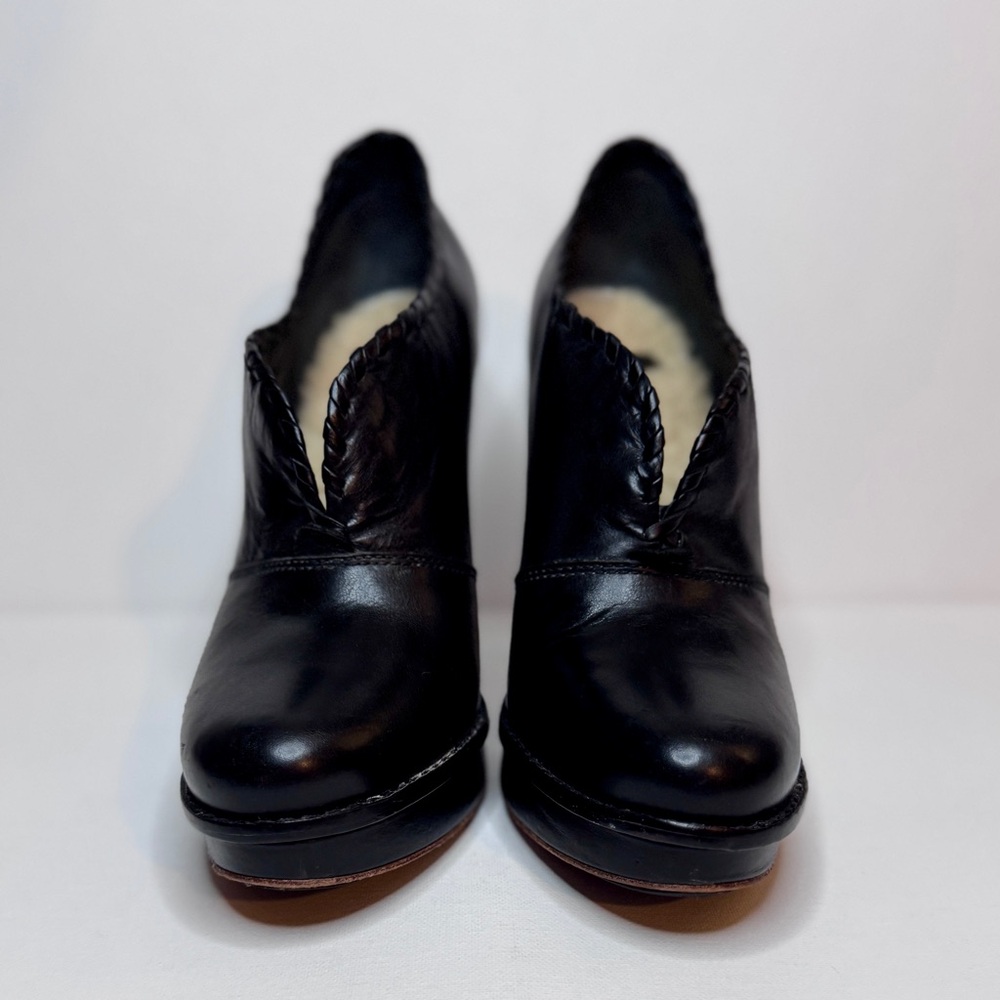 ✨ HOST PICK ✨UGG Jamison Black Leather Platform Heeled Ankle Booties Women’s 8.5 - Picture 3 of 11